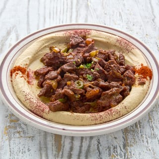 حمص بلحم Hummus with Lamb